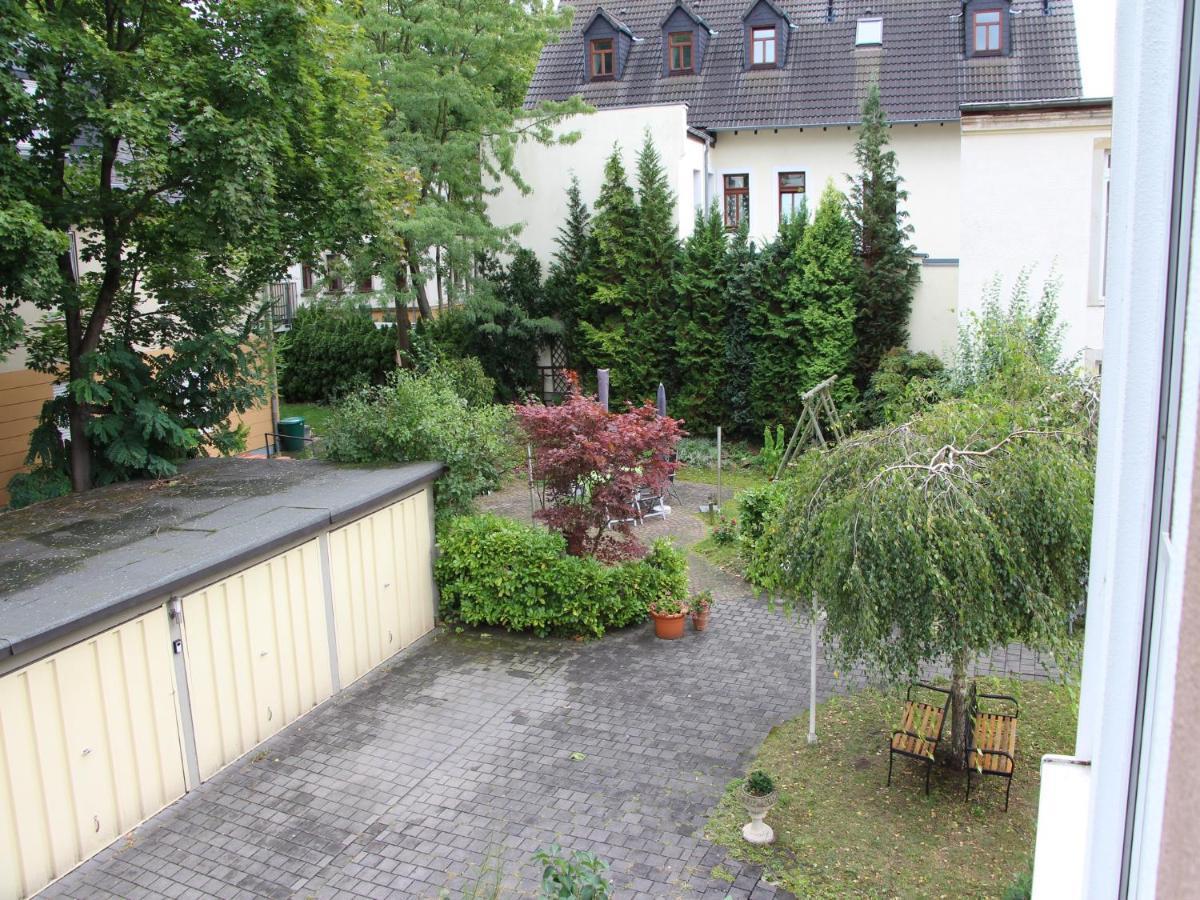 Apartments Und Zimmer Gaestehaus Matthias Drezda Kültér fotó